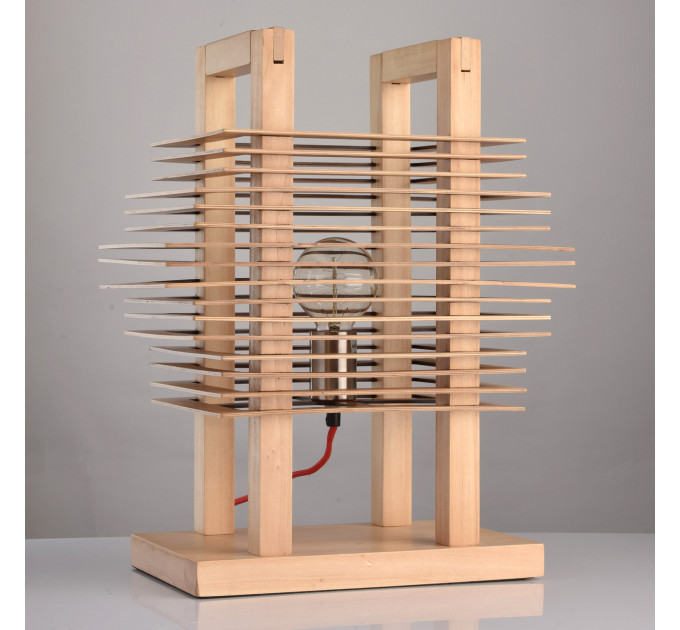 Настольный светильник Chiaro Борнео 1*40W E27 679030301