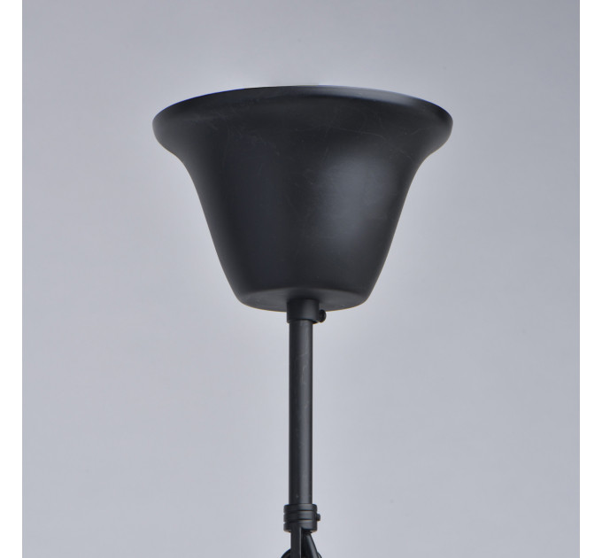 Подвесная люстра Виктория Chiaro 8*60W E14 401010908